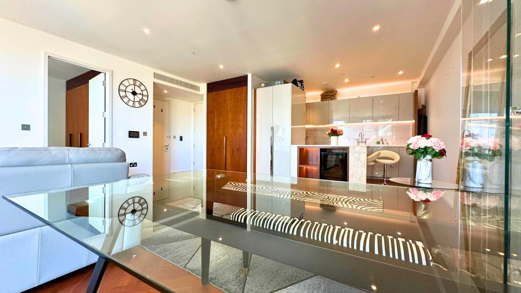 Lavish Penthouse River View Fast Wifi - Luxurylondonstays Экстерьер фото